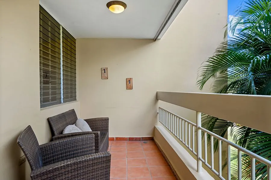 30 Avenida Juan Carlos De Borbon — Photo 3