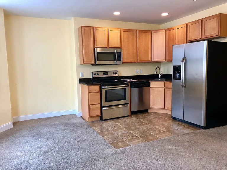 Apartment Units in Old Goucher, Baltimore, MD! — Photo 8