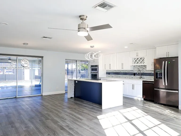 1206 SE 23rd Pl — Photo 6