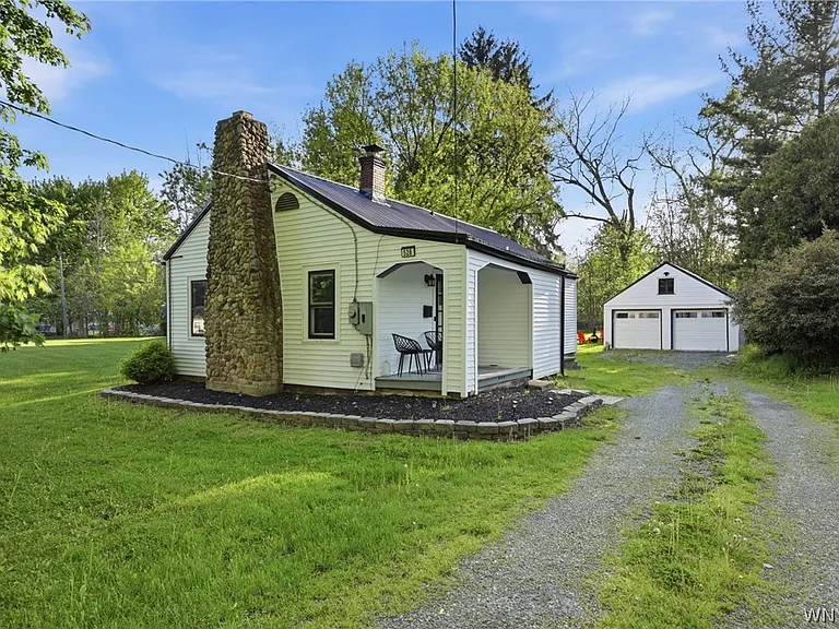 528 Ward Rd — Photo 1