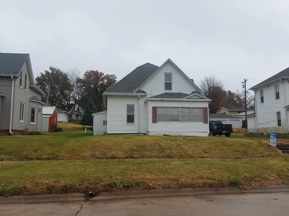 512 Broad Ave, Stanton, IA 51573