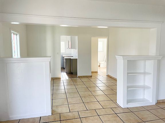 3rd image of 4064 W Century Blvd