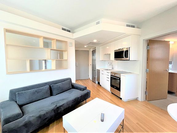 2nd image of 115-121 Mount Auburn St #45