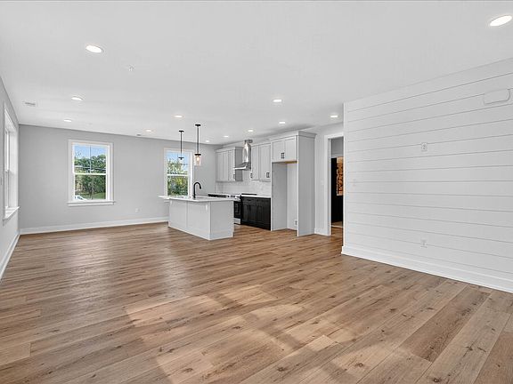 5th image of 417-2 Asha Way