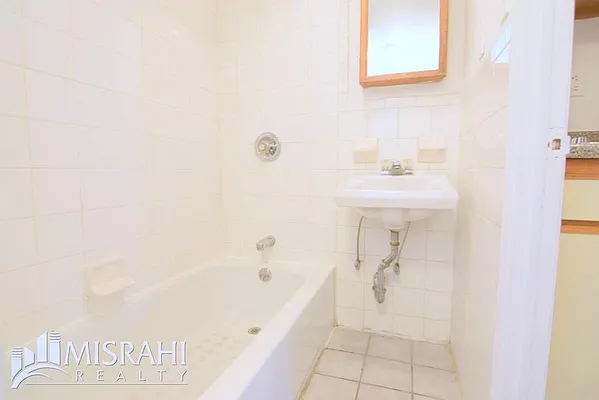 Rented by J Misrahi Realty Corp | media 7