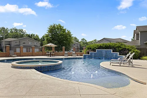 Pebblebrook Apartments Photo 1