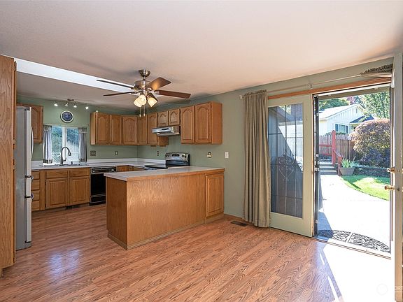 4th image of 8414 S 16th Street