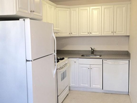 5th image of 12 Prospect Ave