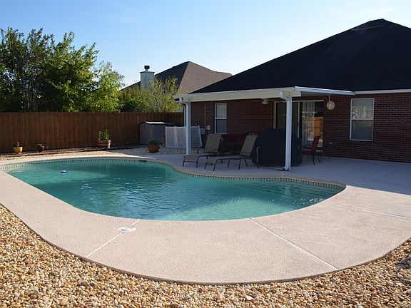 Pool View 18x36