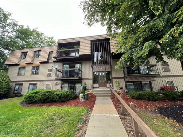 North Royalton OH Condos & Apartments For Sale - 8 Listings | Zillow