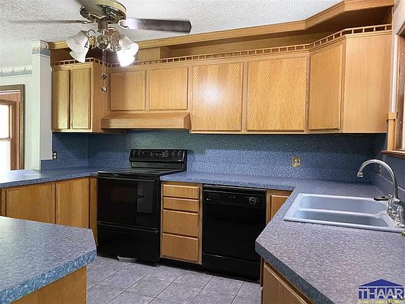 5th image of 8395 E Moyer Dr