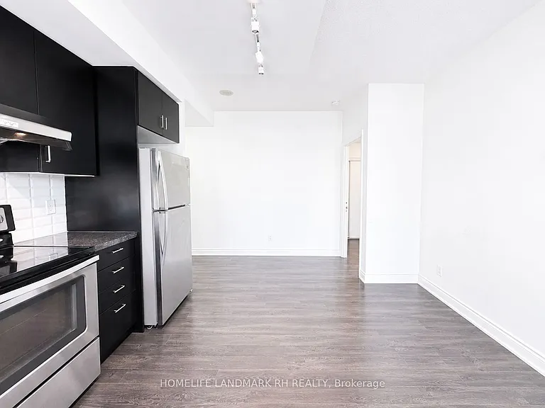 99 S Town Centre Blvd #311 — Photo 9