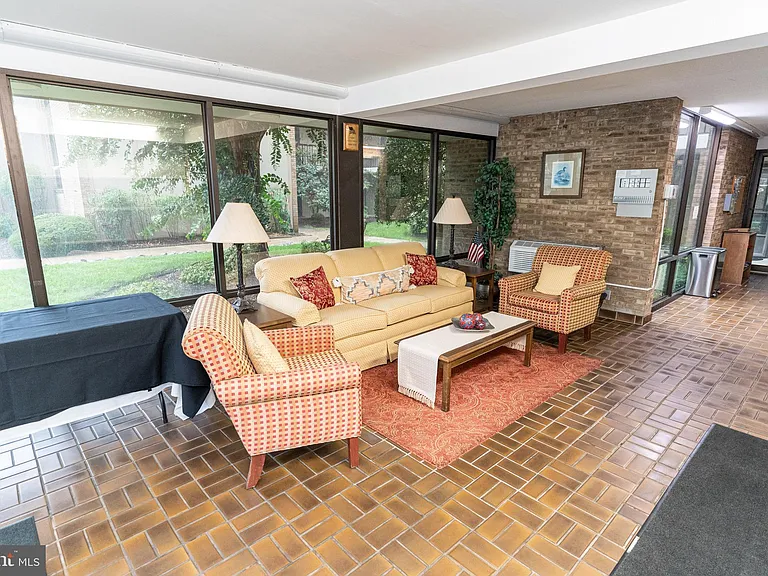 227 Canal Park Dr #206 — Photo 3