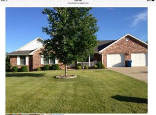 800 Rock Hill Ct, Jefferson City, MO 65109