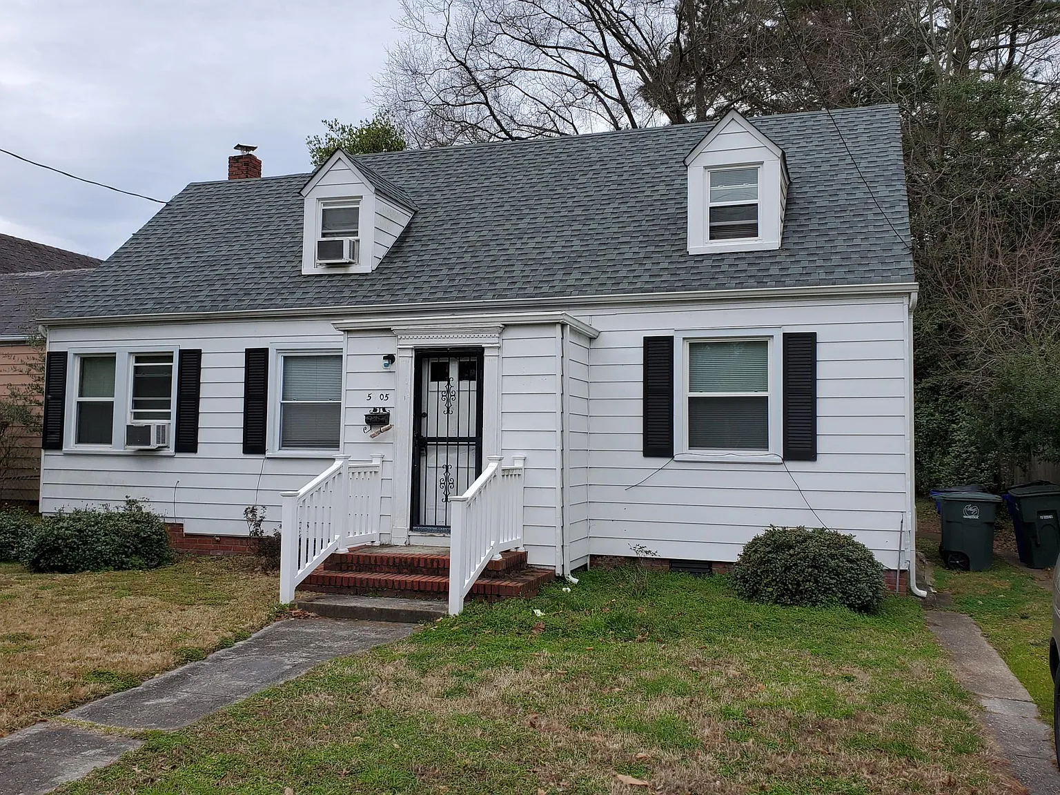 5 bed, 1573 sqft, $2,500 — Photo 1