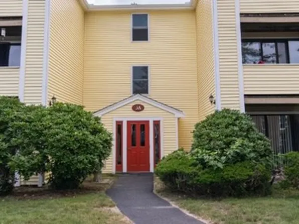 5 Marc Dr APT A1, Plymouth, MA 02360