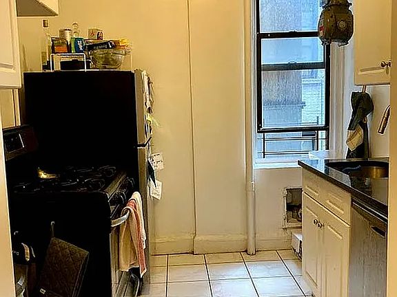 4th image of 651 W 169th St APT 33