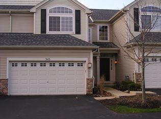 345 John M Boor Dr, Gilberts, IL 60136