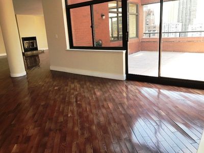806 2nd Ave, New York, NY, 10017