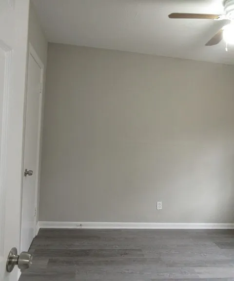 784 Terminal Ct #13 — Photo 19