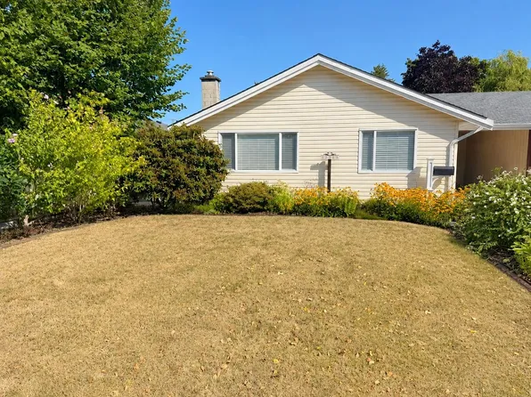 17213 59a Ave, Surrey, BC V3S 5S4