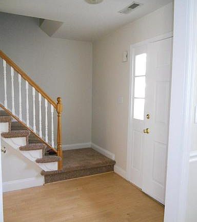 3rd image of 129 Oak Dr