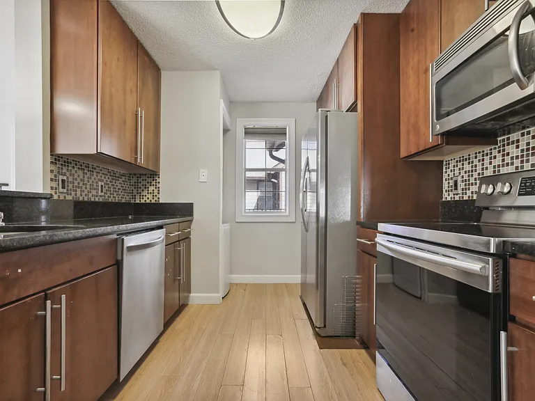1007 Sandy Lane Dr — Photo 12