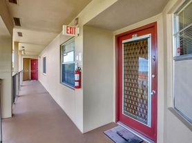 1151 SW 128th Ter