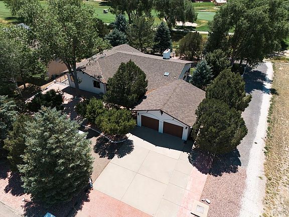 2nd image of 552 W Golfwood Dr