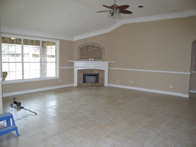 2nd image of 814 S Diamondhead Blvd
