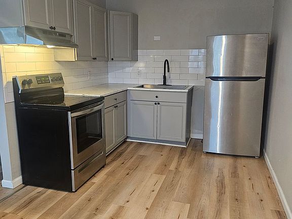 4th image of 3424 Heatherton Dr APT 6