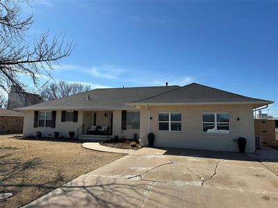 108 N Phillips St, Okeene, OK, 73763