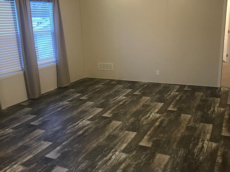 2nd image of 17244 Roberts Dr