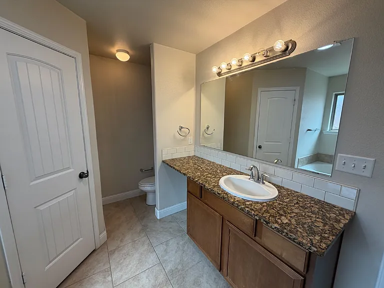 3608 Ridgely Ave — Photo 8