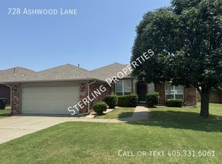 728 Ashwood Ln, Moore, OK 73160