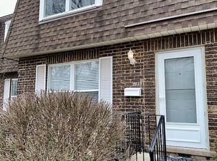 2249 Willow Rd, Homewood, IL 60430