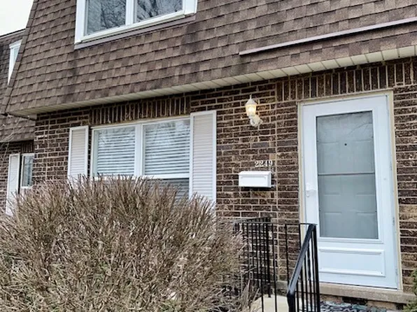 2249 Willow Rd, Homewood, IL 60430