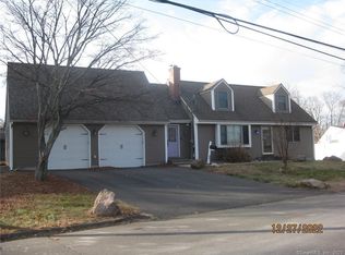 43 Castle Rd, Bristol, CT 06010