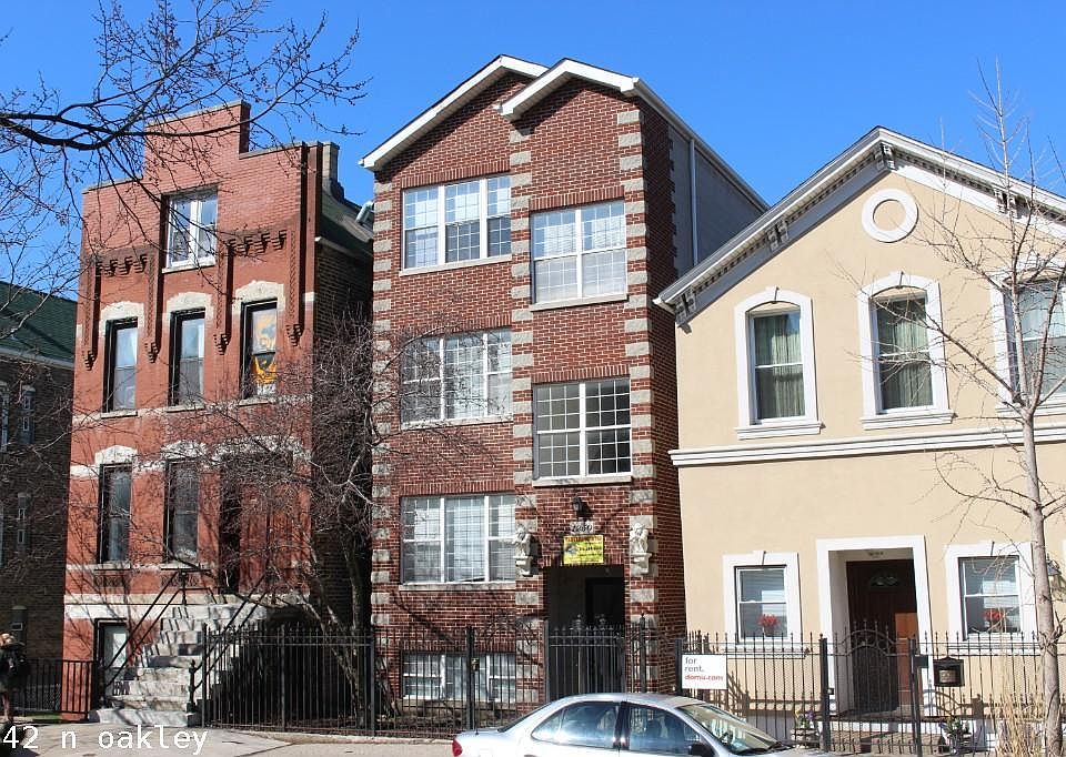1st image of 1542 N Oakley Blvd #1726
