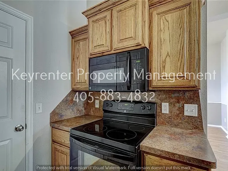 2404 NW 161st St — Photo 5