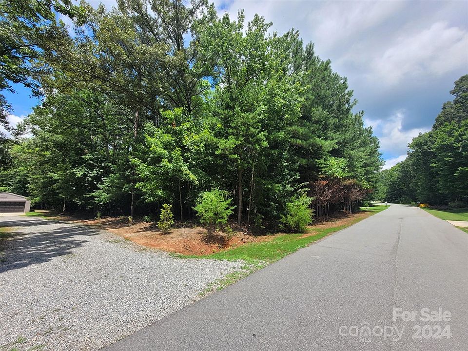 1st image of 0 Oak Park Ct