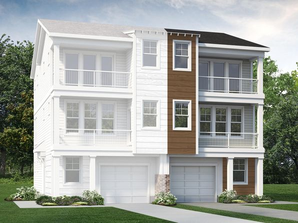 virginia-beach-virginia-446748317 picture