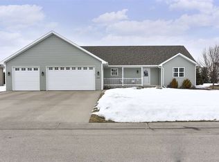 W6066 Nettie Dr, Appleton, WI 54915
