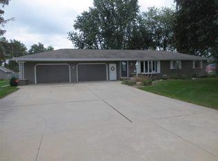2204 Allouez Ave, Green Bay, WI 54311