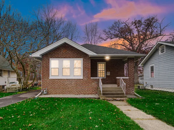 523 W 3rd St, Hobart, IN 46342