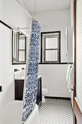 Sold by Compass | media 6