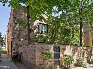 856 W Lill Ave #4, Chicago, IL 60614