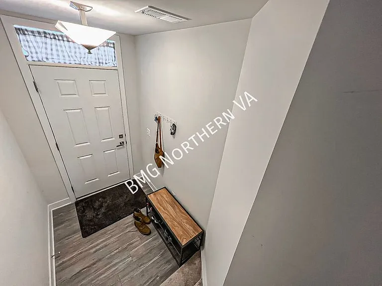 7731 Blackburn Ridge Dr — Photo 2