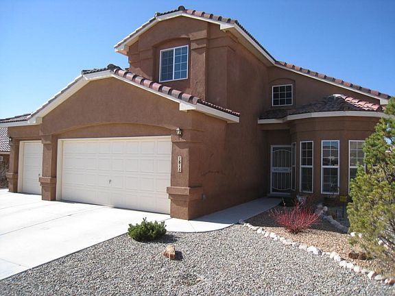 1615 Gale Ct NW 003.jpg