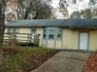 6313 E 149th St, Grandview, MO 64030